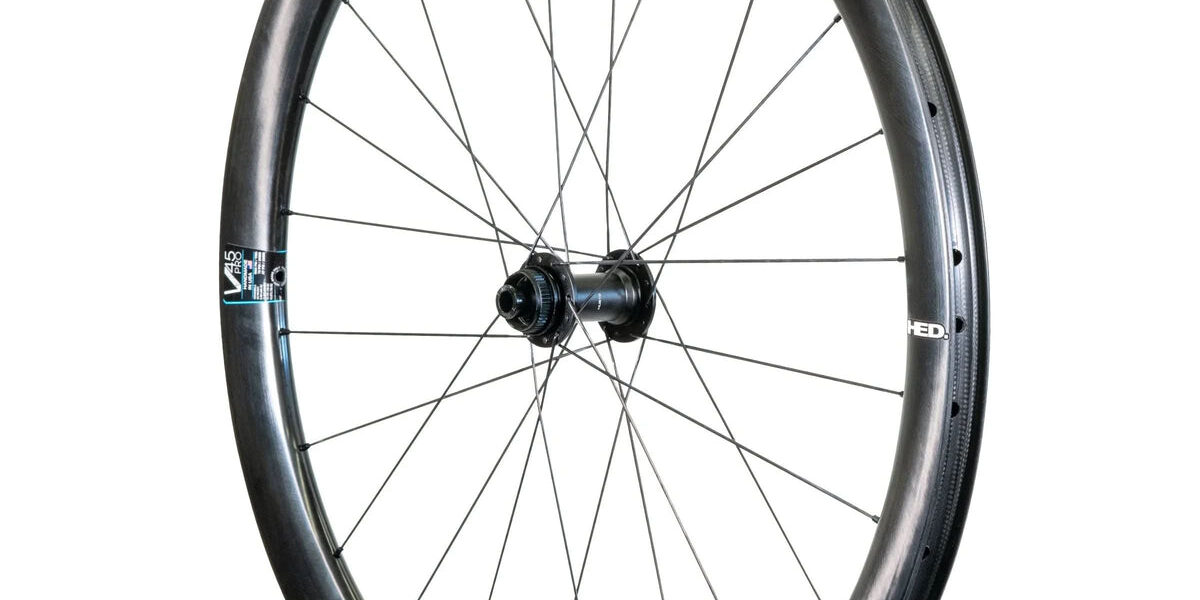 Deep section carbon aero wheel for road cycling