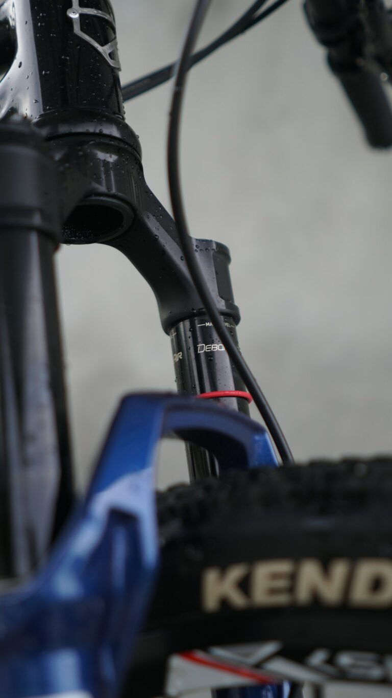 cyclist emergency repair kit tube patches mini pump tire levers